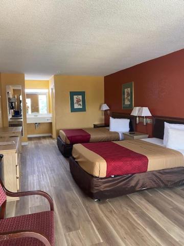 Orangeburg Inn & Suites Exterior photo